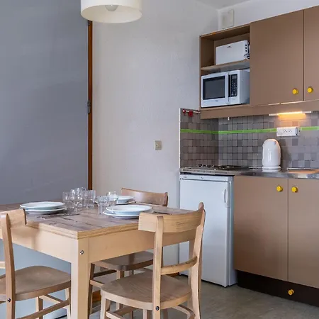 Holiday home 2 For 5 People Balcony Lanslevillard