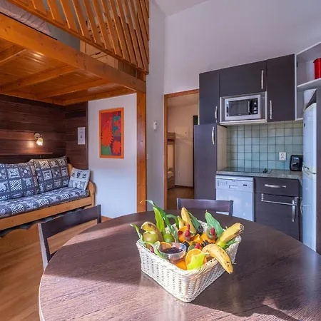Holiday home 2 For 5 People Balcony Lanslevillard